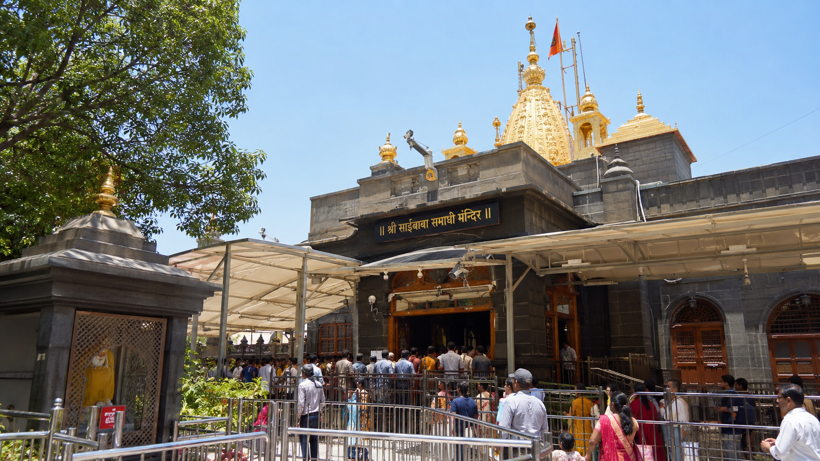 Shirdi Sai Baba Samadhi Mandir